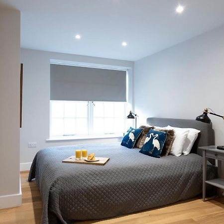Hampden Apartments - The Diana Виндзор Экстерьер фото